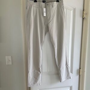 J. Crew Men’s 484 Slim-fit tech pant Men's Khakis Ashen    Taupe, Size 34/30 NWT